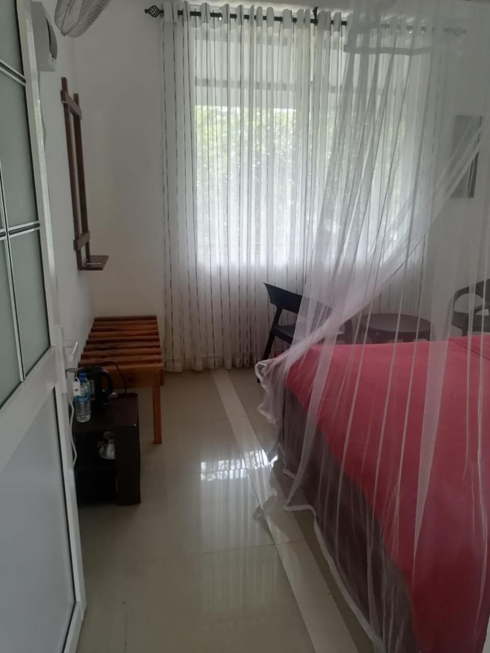 Isuru Homestay Елла Екстер'єр фото
