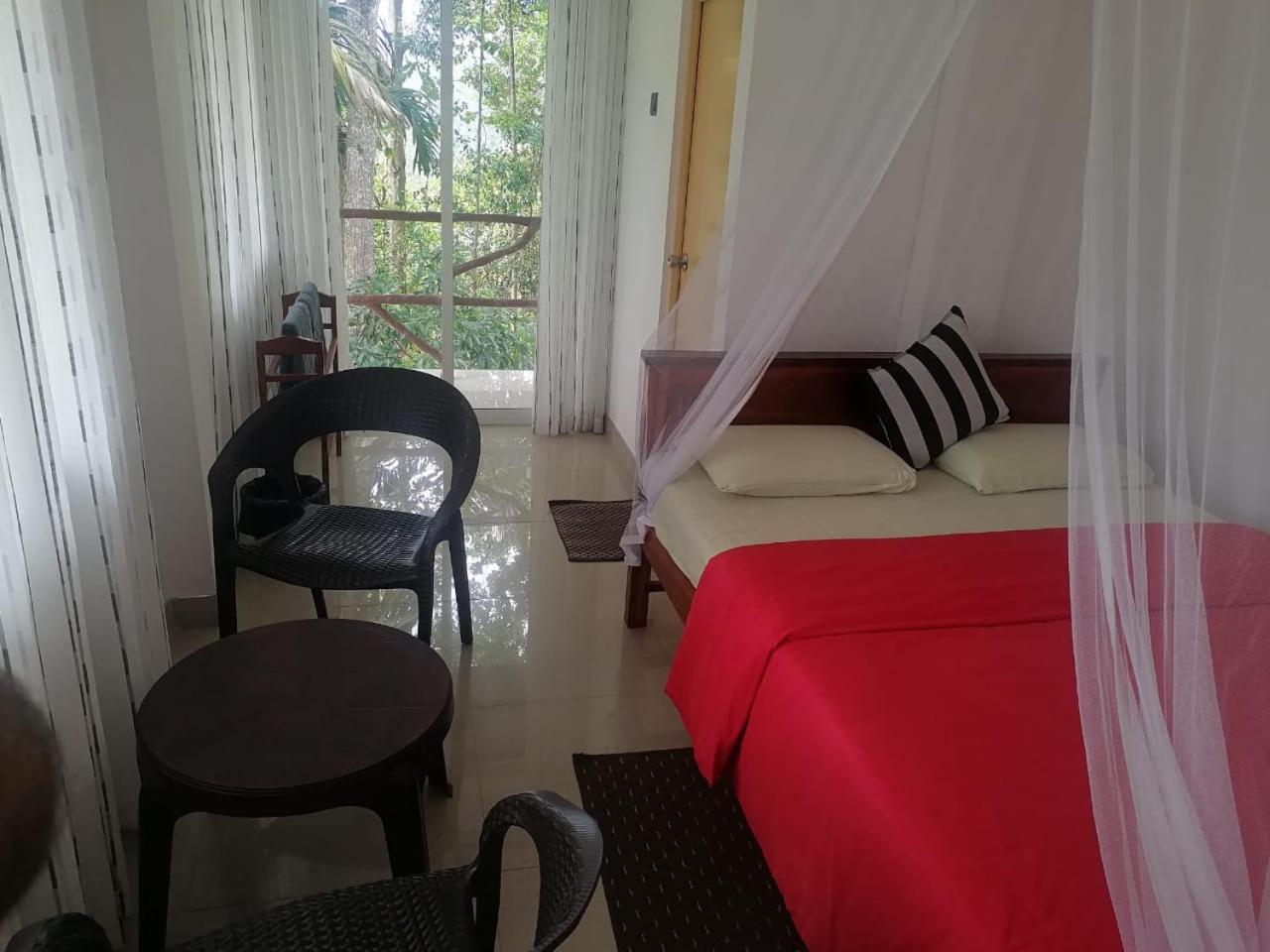 Isuru Homestay Елла Екстер'єр фото